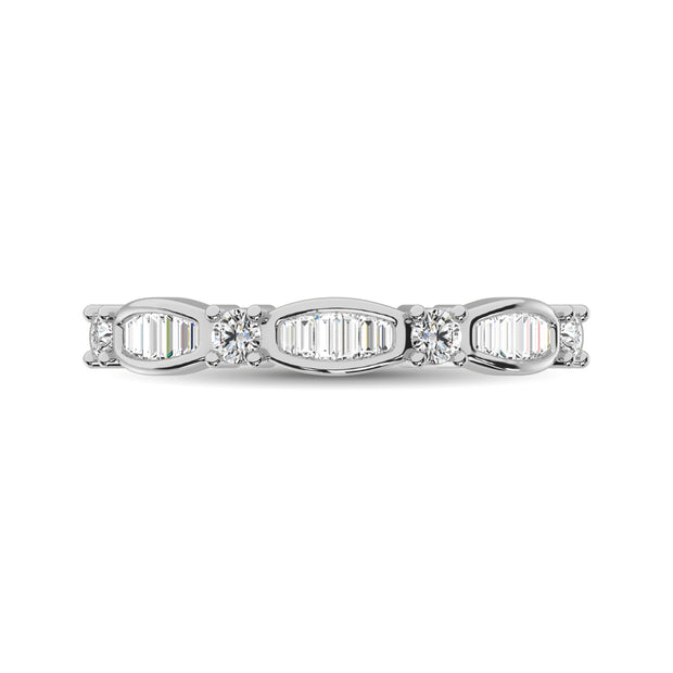 14K White Gold 1/4 Ctw Round and Tapper Diamond Band Ring