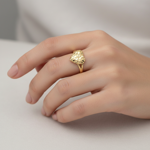 10K NUGGET HEART RING