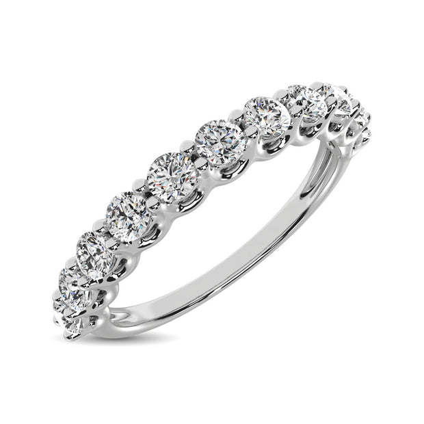 14K White Gold Diamond 5/8 Ct.Tw. 9 Stone Anniversary Band