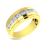 Diamond 1 Ct.Tw. Mens Wedding Band in 18K Yellow Gold