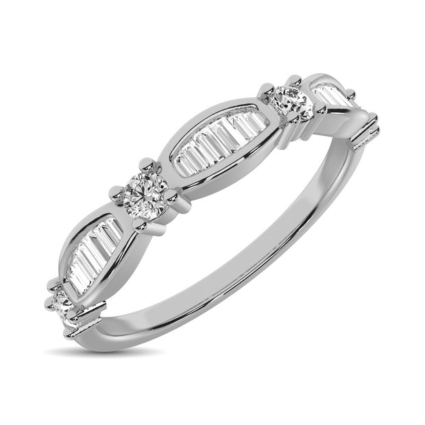 14K White Gold 1/4 Ctw Round and Tapper Diamond Band Ring